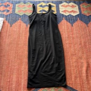 Vuori Halo Essential Dress